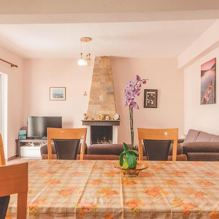 הימארה Beachfront Apartment מראה חיצוני תמונה
