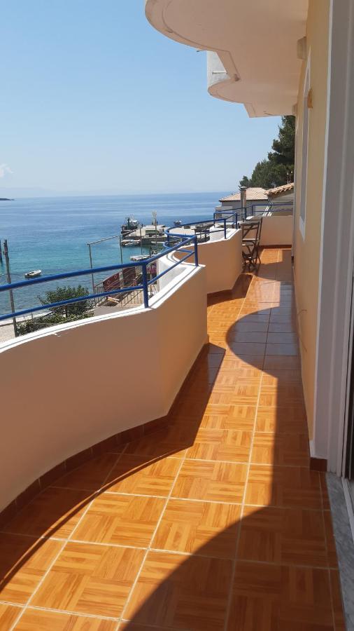 הימארה Beachfront Apartment מראה חיצוני תמונה