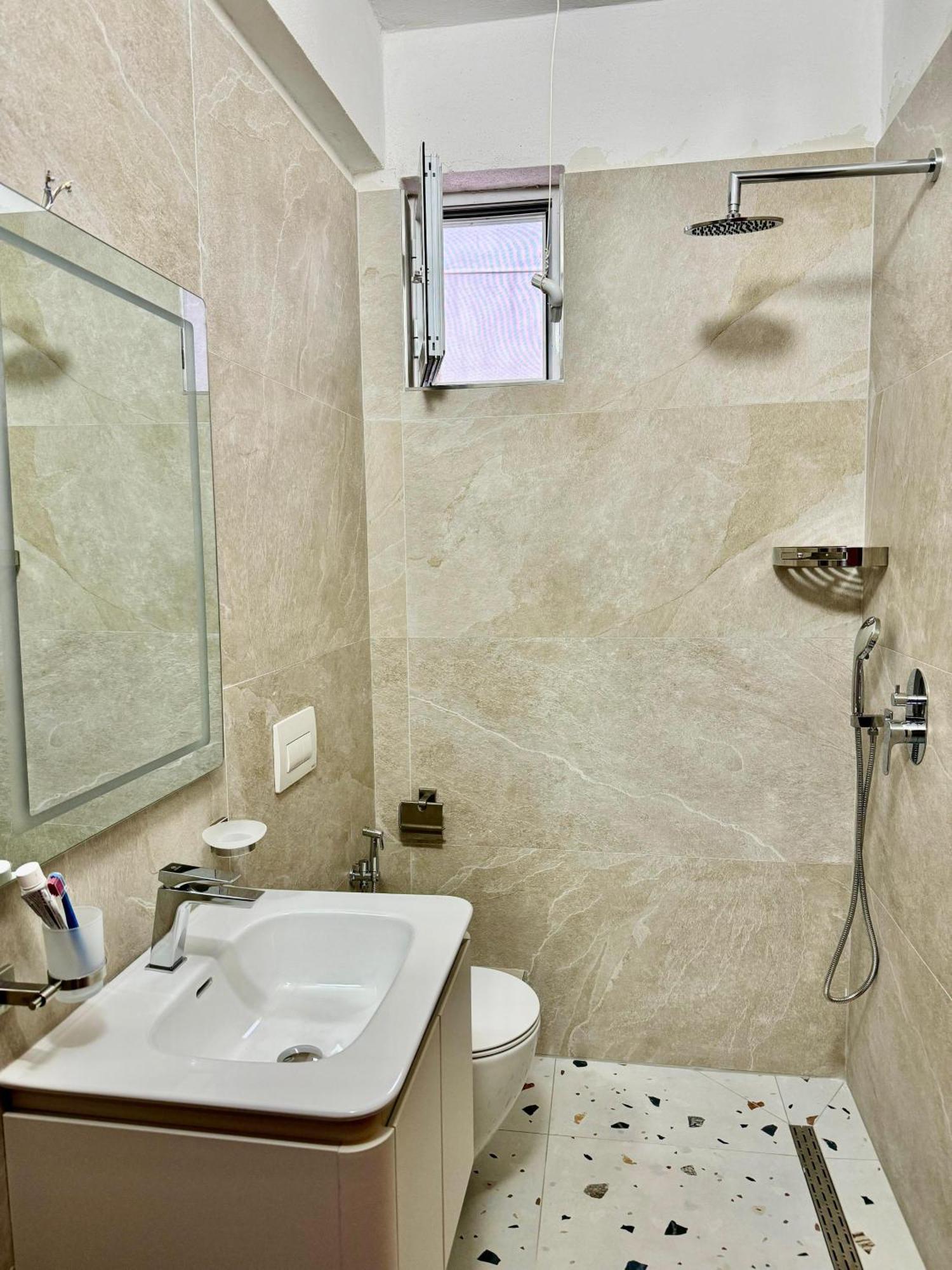 הימארה Beachfront Apartment מראה חיצוני תמונה